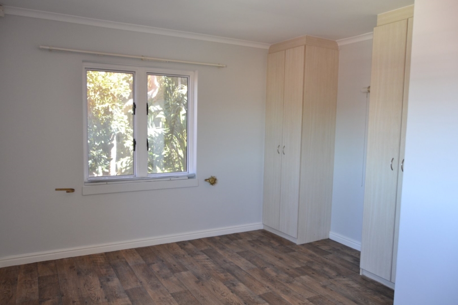 To Let 5 Bedroom Property for Rent in Heritage Park Western Cape